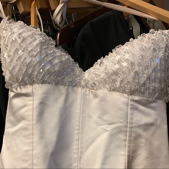 Mermaid Small wedding dress gorgeous open back - Picture 6 of 7